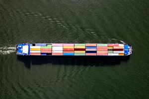 importer