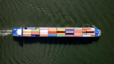 importer